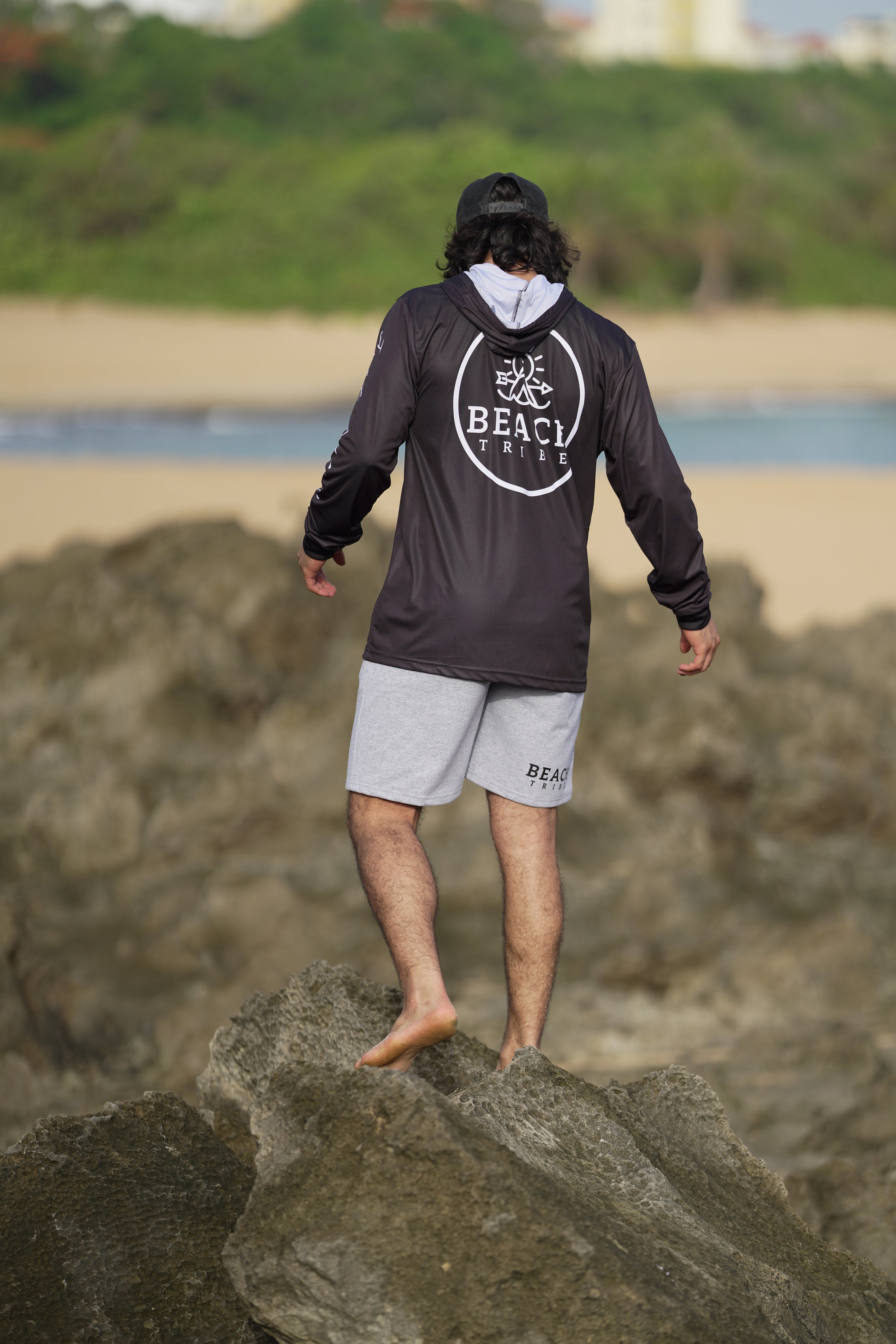 Beach Tribe "Amphibian Hooded Rashguard" in Black