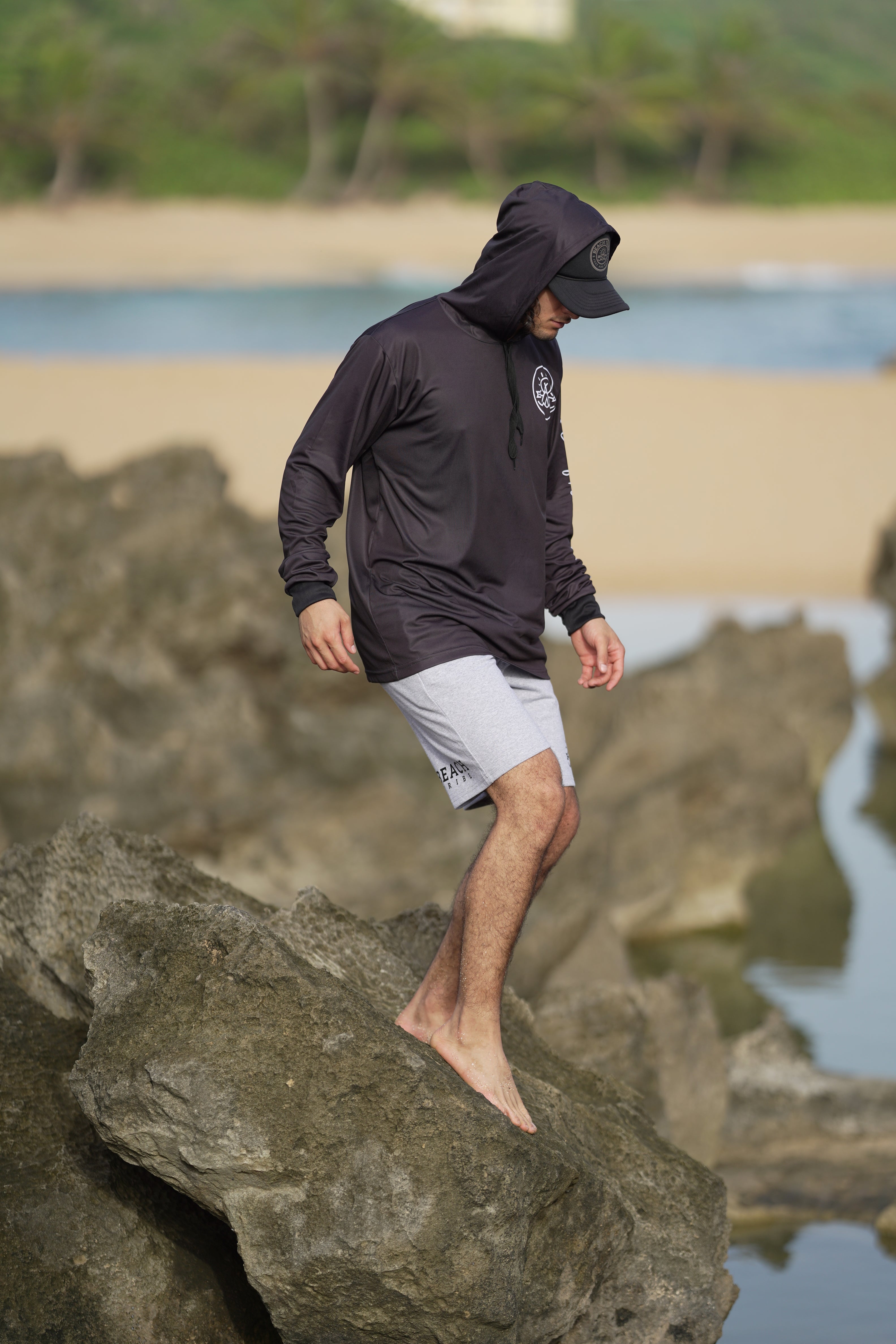 Beach Tribe "Amphibian Hooded Rashguard" in Black